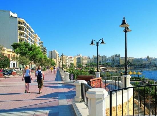 Spectacular Apartment Valletta And Harbour Views Sliema Exterior foto